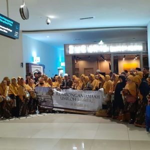 travel umroh bekasi timur